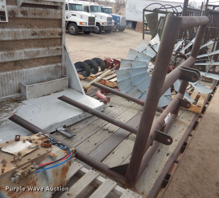 image for item DJ4982 Hay handling equipment