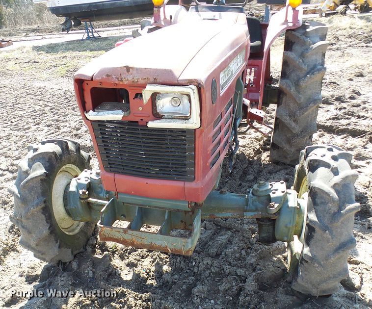 image for item DL0863 Yanmar YM3220D  MFWD tractor