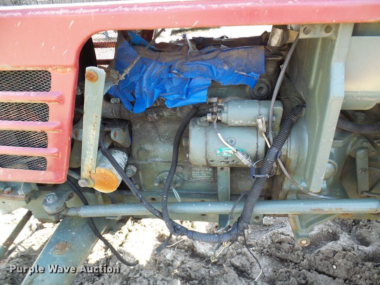 image for item DL0863 Yanmar YM3220D  MFWD tractor