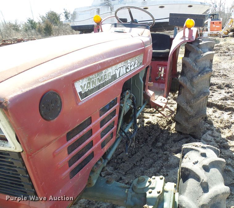 image for item DL0863 Yanmar YM3220D  MFWD tractor