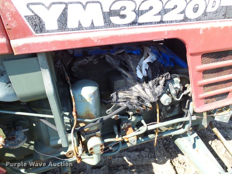 image for item DL0863 Yanmar YM3220D  MFWD tractor
