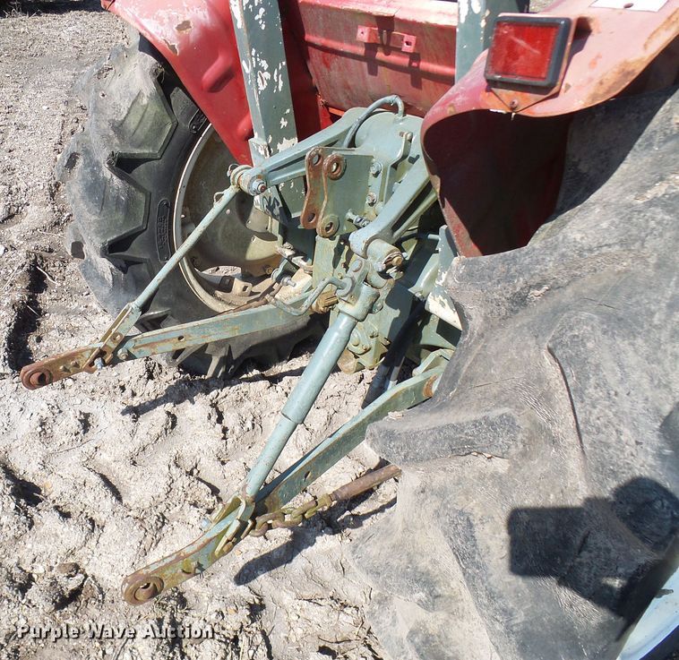 image for item DL0863 Yanmar YM3220D  MFWD tractor