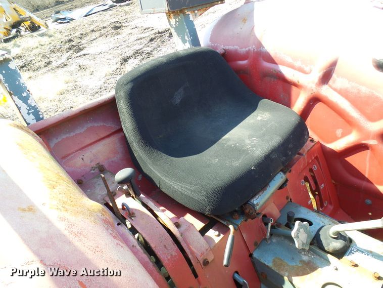 image for item DL0863 Yanmar YM3220D  MFWD tractor