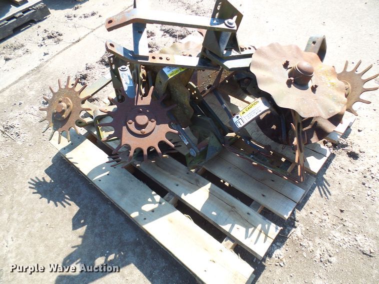 image for item DL0876 Great Plains tillage parts