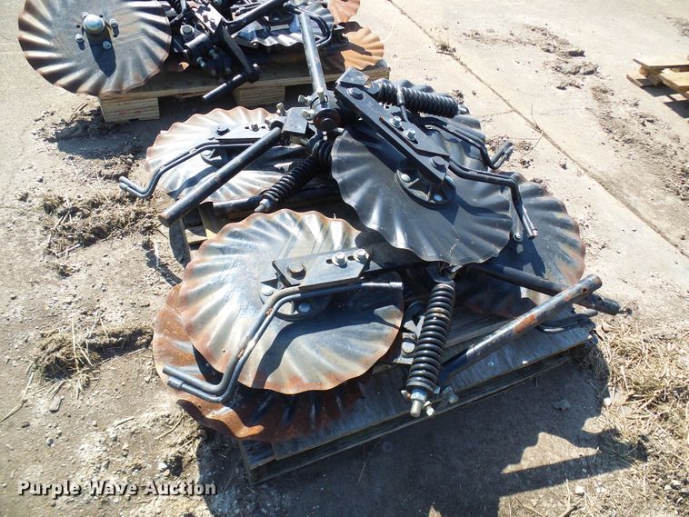 image for item DL0876 Great Plains tillage parts