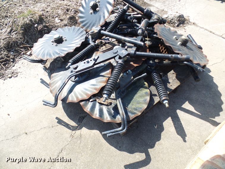 image for item DL0876 Great Plains tillage parts