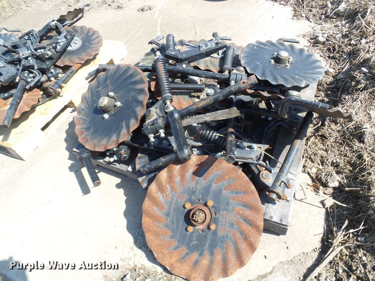 image for item DL0876 Great Plains tillage parts