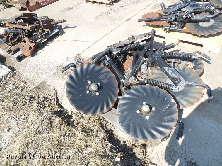 image for item DL0876 Great Plains tillage parts