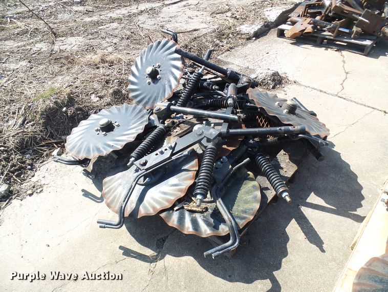 image for item DL0876 Great Plains tillage parts