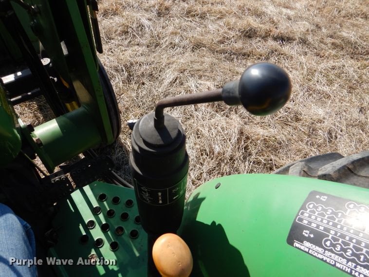 image for item DL2222 2000 John Deere 5105  tractor