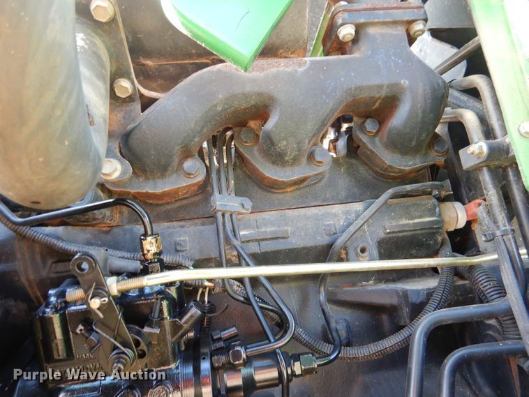 image for item DL2222 2000 John Deere 5105  tractor