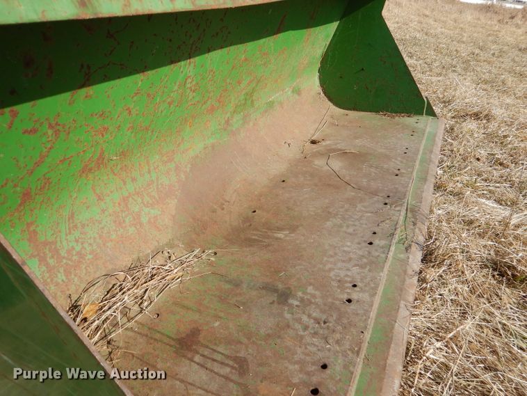 image for item DL2222 2000 John Deere 5105  tractor