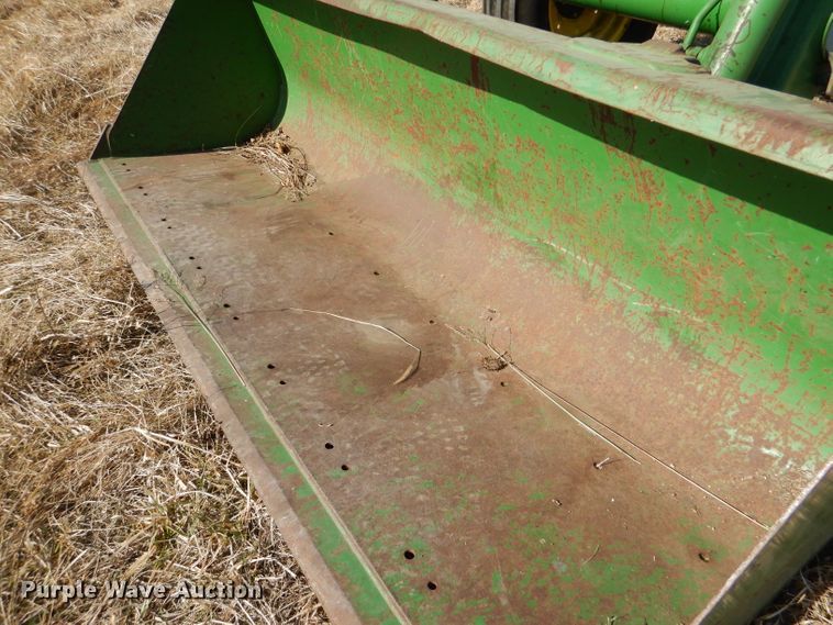 image for item DL2222 2000 John Deere 5105  tractor