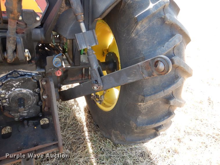 image for item DL2222 2000 John Deere 5105  tractor