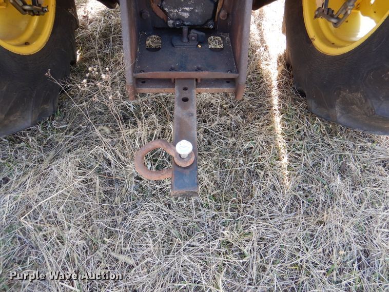 image for item DL2222 2000 John Deere 5105  tractor