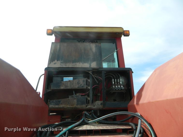 image for item FW9010 1984 Versatile 875  4WD tractor