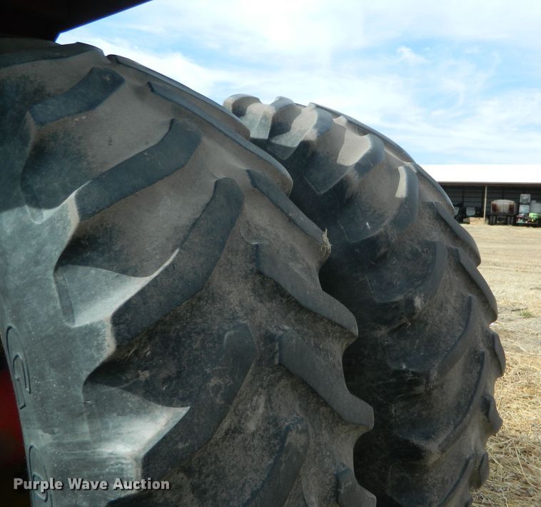 image for item FW9010 1984 Versatile 875  4WD tractor