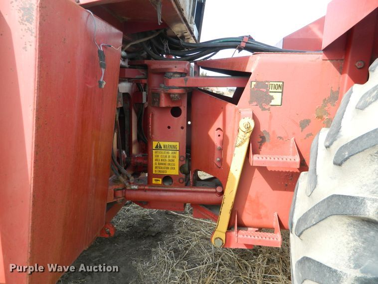 image for item FW9010 1984 Versatile 875  4WD tractor