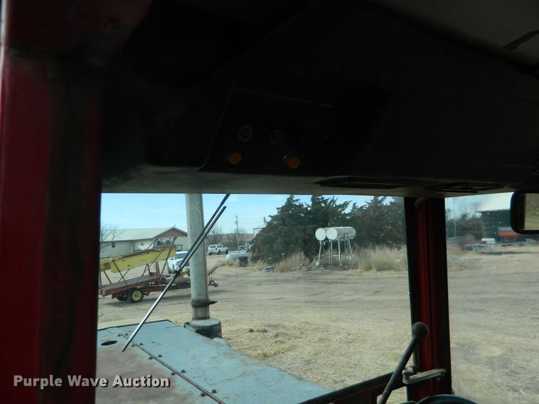 image for item FW9010 1984 Versatile 875  4WD tractor