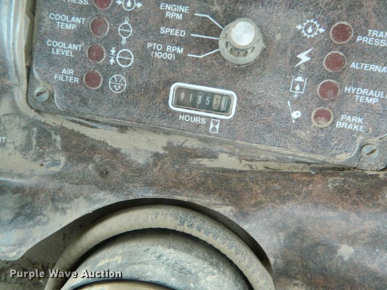 image for item FW9010 1984 Versatile 875  4WD tractor