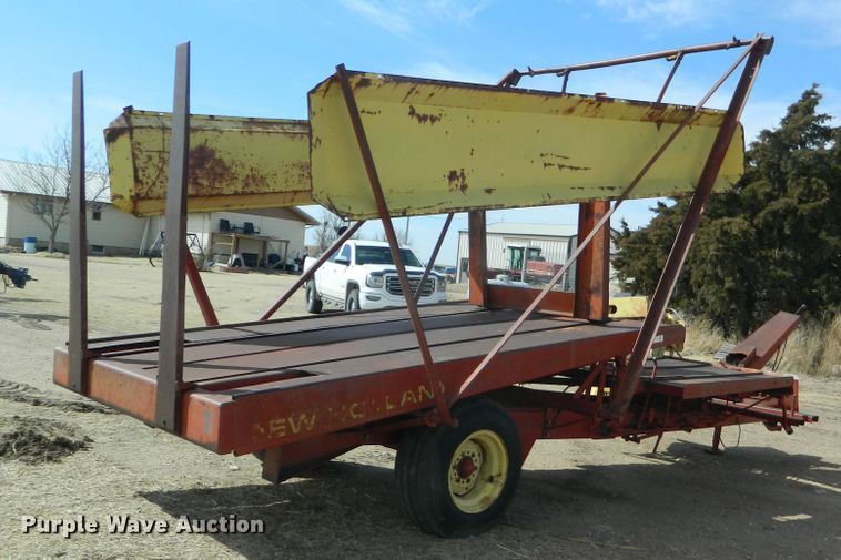 image for item FW9014 New Holland Stackliner 1000 bale stacker