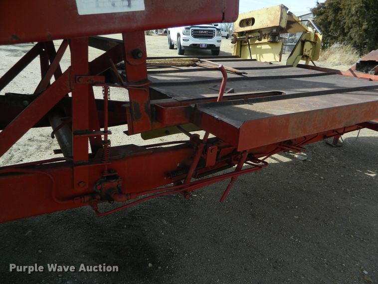 image for item FW9014 New Holland Stackliner 1000 bale stacker