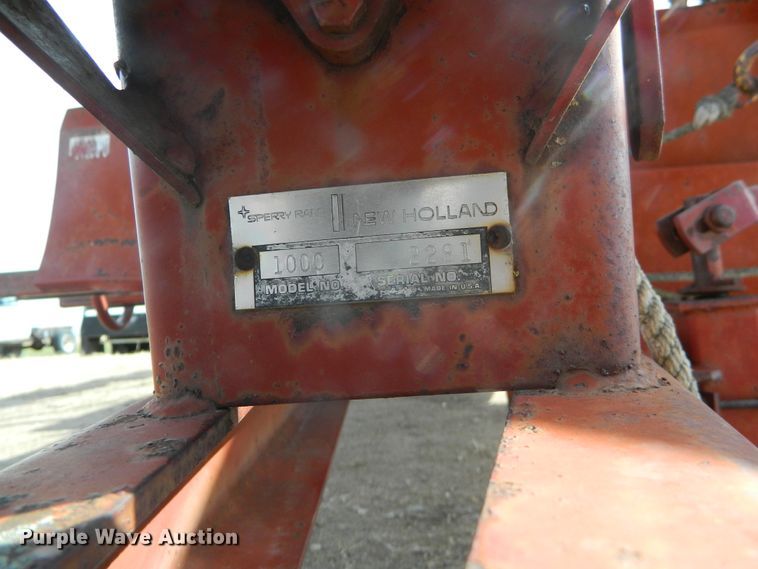 image for item FW9014 New Holland Stackliner 1000 bale stacker