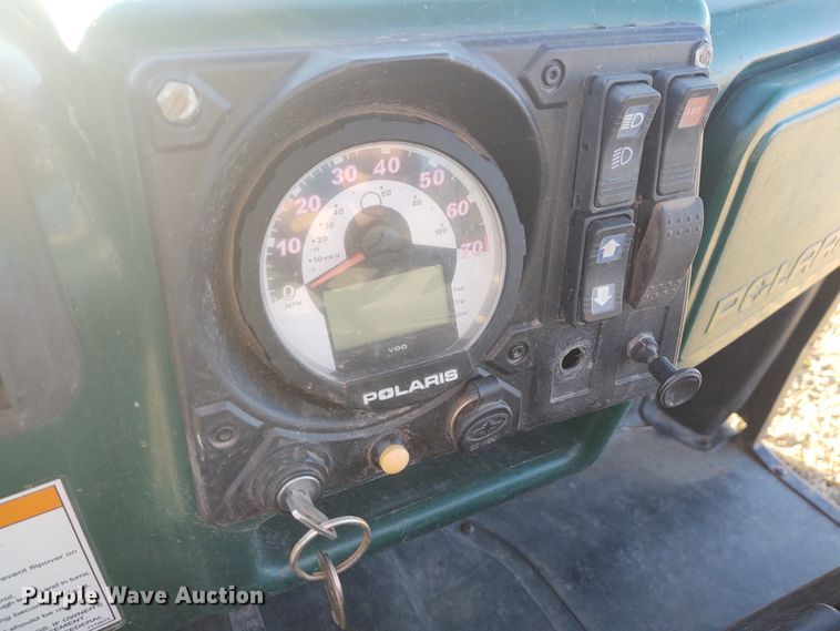 image for item FY9892 2007 Polaris Ranger 700  utility vehicle