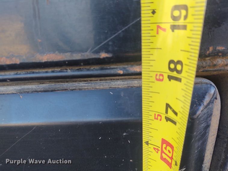 image for item FY9894 CM flatbed