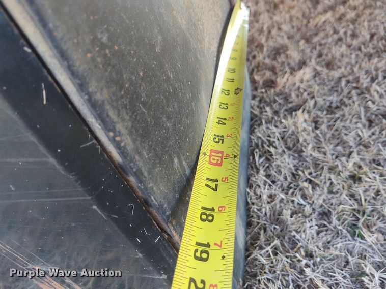 image for item FY9894 CM flatbed