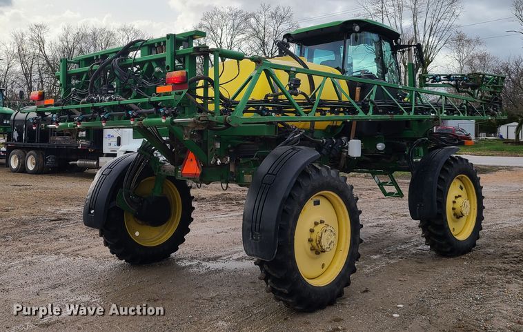 image for item GY9701 2011 John Deere 4630  sprayer
