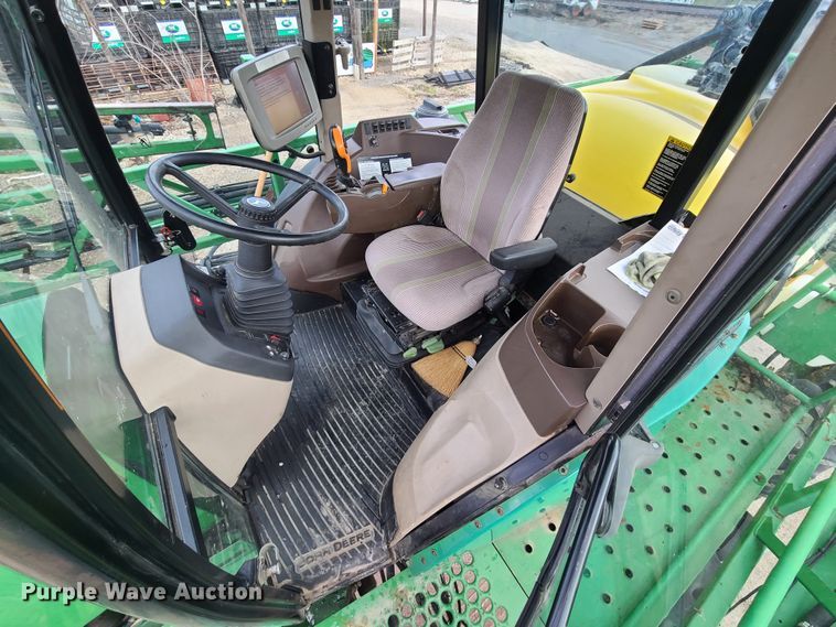 image for item GY9701 2011 John Deere 4630  sprayer