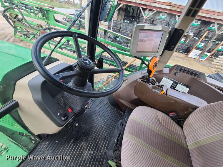 image for item GY9701 2011 John Deere 4630  sprayer