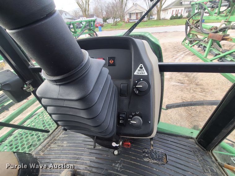 image for item GY9701 2011 John Deere 4630  sprayer