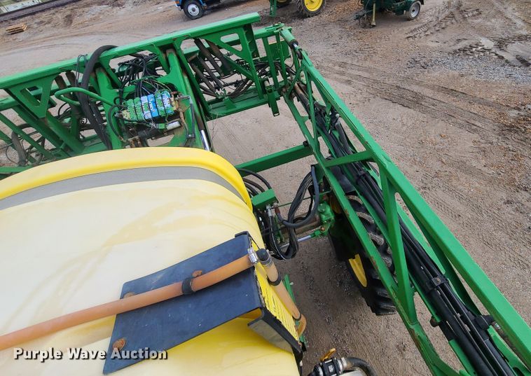 image for item GY9701 2011 John Deere 4630  sprayer