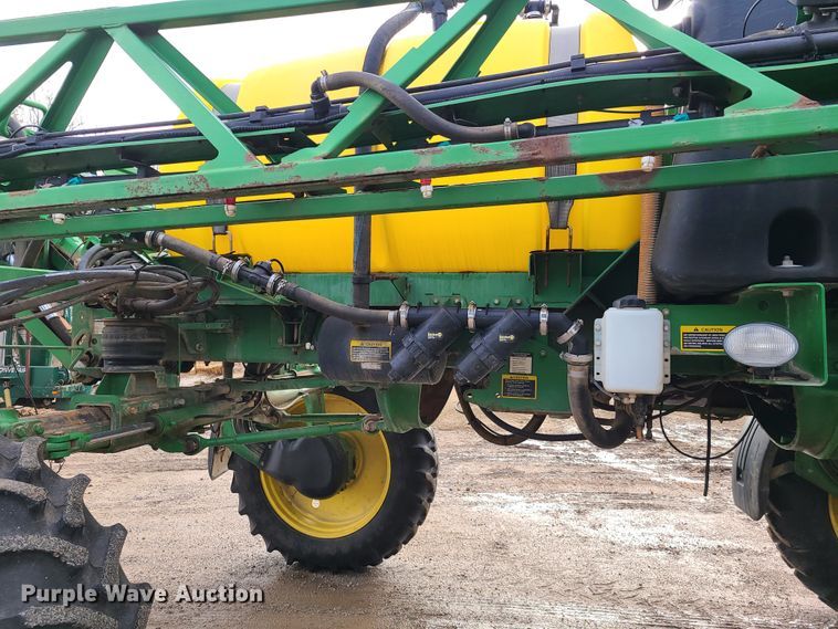 image for item GY9701 2011 John Deere 4630  sprayer