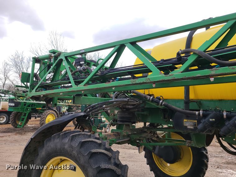 image for item GY9701 2011 John Deere 4630  sprayer