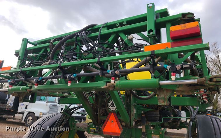 image for item GY9701 2011 John Deere 4630  sprayer
