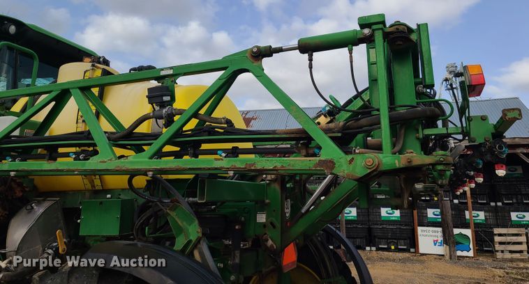 image for item GY9701 2011 John Deere 4630  sprayer