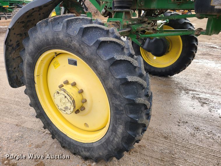 image for item GY9701 2011 John Deere 4630  sprayer