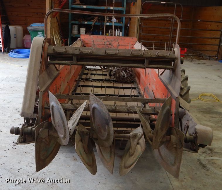 image for item HF9186 New Idea 12A  manure spreader