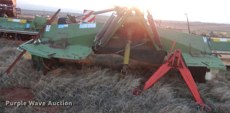 image for item HG9532 (2) 2004 Krone disc mowers