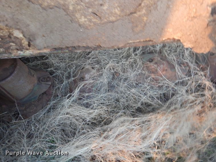 image for item HG9532 (2) 2004 Krone disc mowers