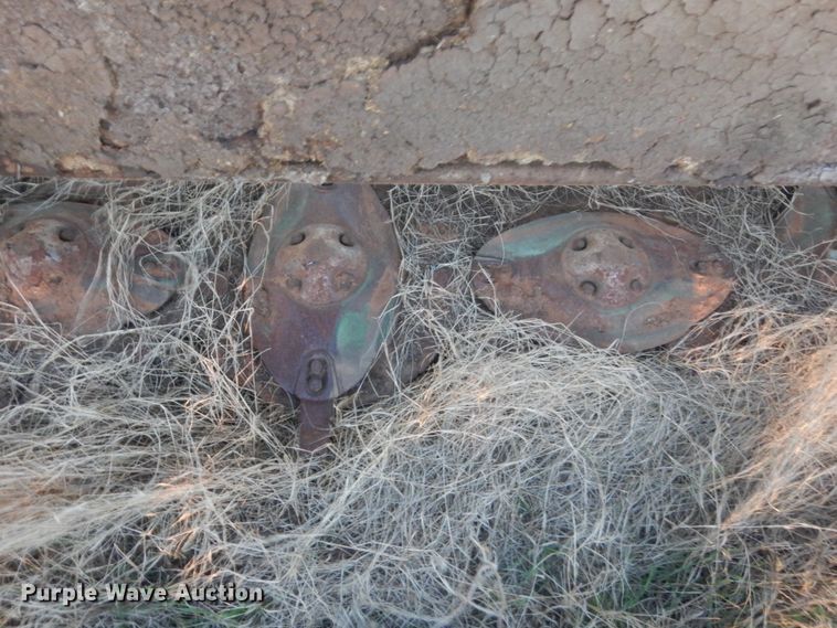 image for item HG9532 (2) 2004 Krone disc mowers