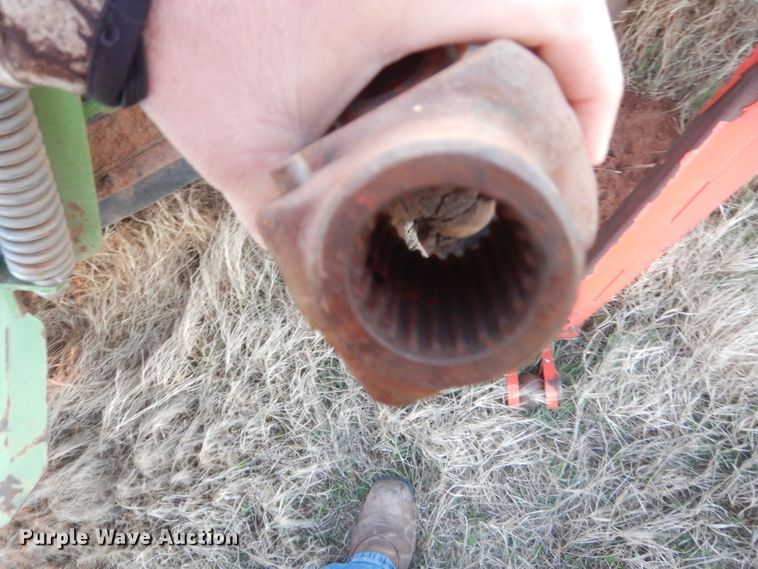 image for item HG9532 (2) 2004 Krone disc mowers