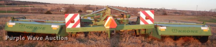 image for item HG9532 (2) 2004 Krone disc mowers