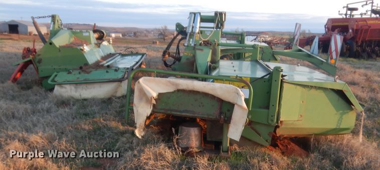 image for item HG9532 (2) 2004 Krone disc mowers