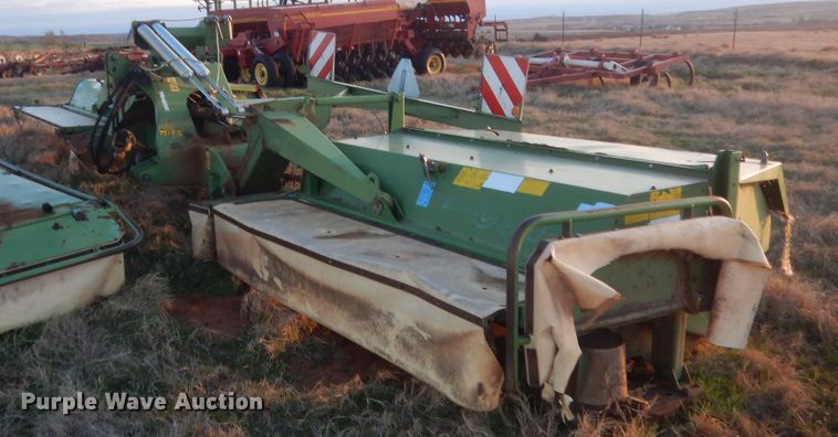 image for item HG9532 (2) 2004 Krone disc mowers