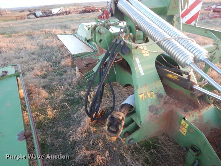 image for item HG9532 (2) 2004 Krone disc mowers