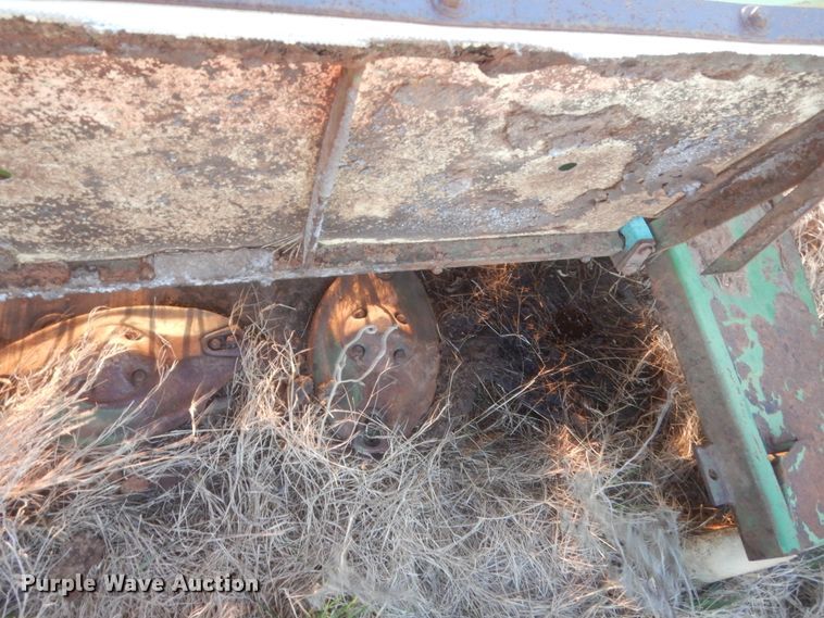 image for item HG9532 (2) 2004 Krone disc mowers